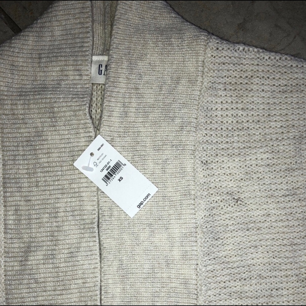 Gap Ribbed Cardigan/Sweater - Picture 5 of 5